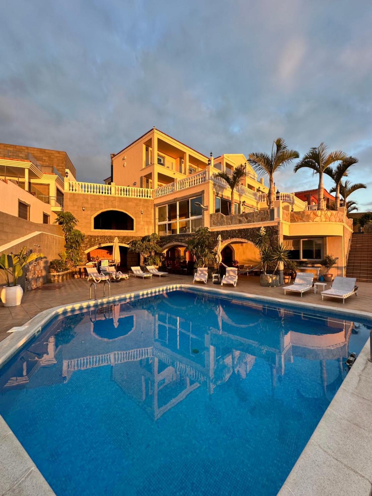 Boutique Villa Leicht & Friends Costa Adeje  Eksteriør billede